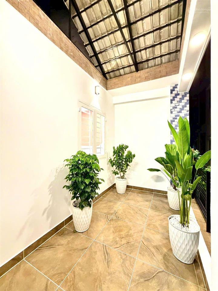 Bán nhà đẹp hẻm xe hơi đường bùi văn thêm,3 tầng, 40m2, nhỉnh 6 tỷ ( tl chính chủ)