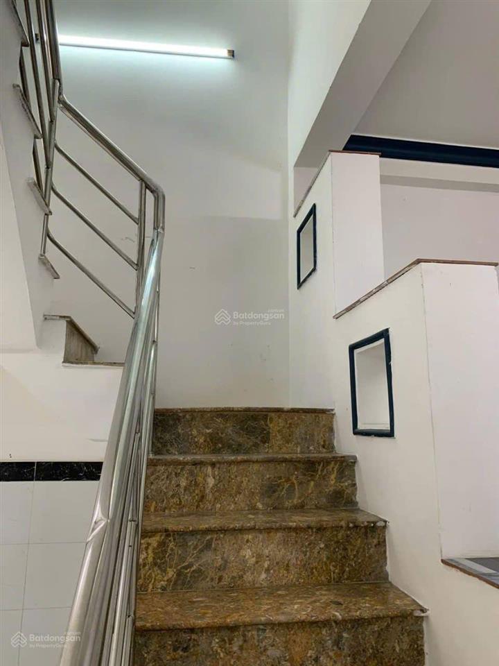 Bán nhà mặt tiền mới xây đường diên hồng,4 tầng, 35m2, nhỉnh 9 tỷ ( tl chính chủ)