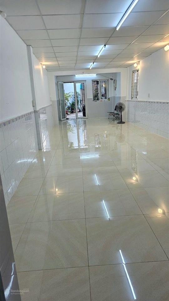 Bán nhà đẹp 2 mặt hẻm đường huỳnh văn bánh,2 tầng, 50m2, nhỉnh 7 tỷ ( tl chính chủ)