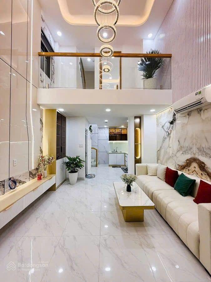 Bán nhà gần chợ bà chiểu, mới xây 4 tầng,35m2, nhỉnh 7 tỷ ( tl chính chủ)