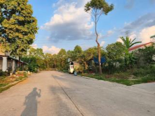 Cần bán gấp lô đất ngay mặt tiền đường nl 12 gần chợ mỹ phước 3 dt 150m2 giá 1ty09 shr full thổ cư