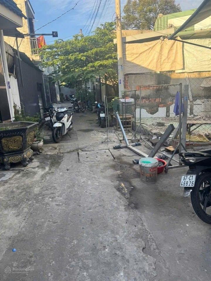 Bán lô đất gần kcn việt hương dt 136m2 ngay đường bình giao cách ql 13 chỉ 2p di chuyển, sổ sẵn