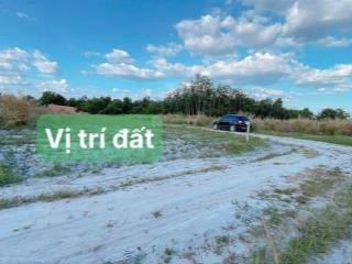 Chủ cần bán lô đất gần ngay kcn becamex dt trên 1 sào có sổ hồng riêng sang tên ngay