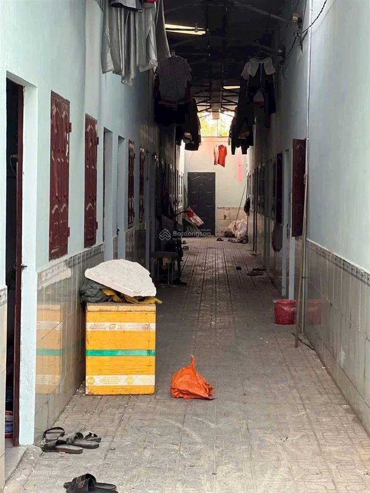 Bán cặp trọ đường lê thị trung dt 387m2 shr có 2 kiot và 17 phòng trọ đang cho thu nhập 20tr/tháng