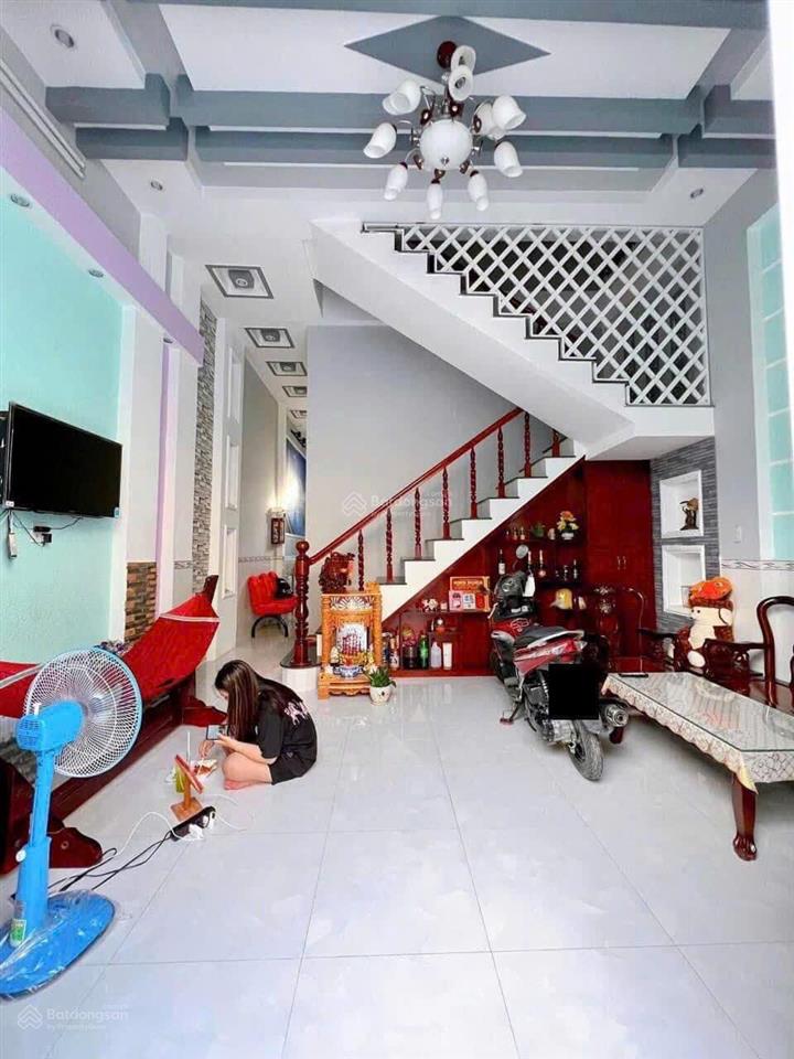 Mặt đường đa phước chủ bán căn nhà dt 67m2 cách ql 50 chỉ 400m đang cho thuê 7tr/tháng shr