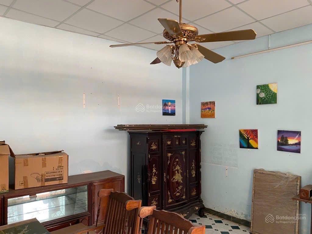 Góc 2 mt hẻm vf3 thông ngang 6m  quang trung gv 56m2  2 tầng  5.4tỷ (tl)