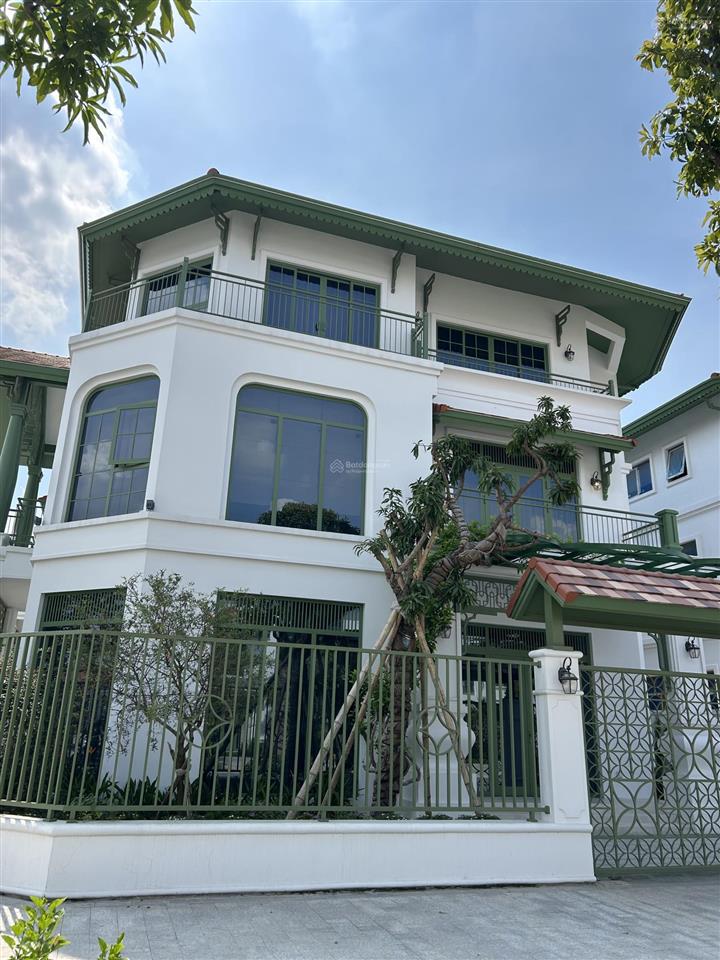 Biệt thự góc duy nhất view trực diện vườn hoa full giá chỉ 27 tỷ. e tuấn xem chi tiết 0765 828 ***
