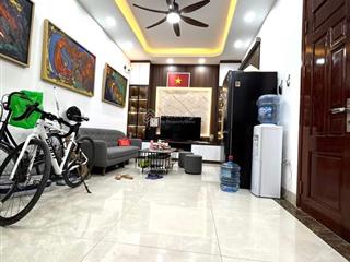 Cực hiếm! bán nhà đê la thành, ba đình, mặt ngõ thông, kd, 39m, 5 tầng, 4 ngủ, lô góc, giá 10.2 tỷ