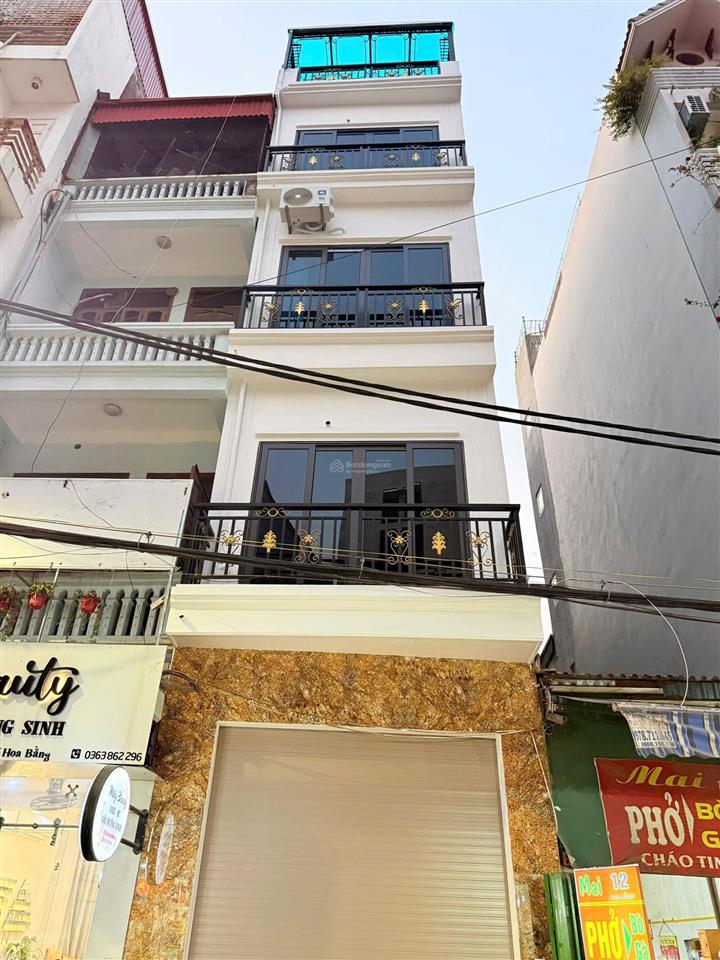 Bán nhà mặt phố nguyễn khang, cầu giấy, 42m2, 5 tầng, 15 tỷ. kd sầm uất, vỉa hè, ô tô hai chiều