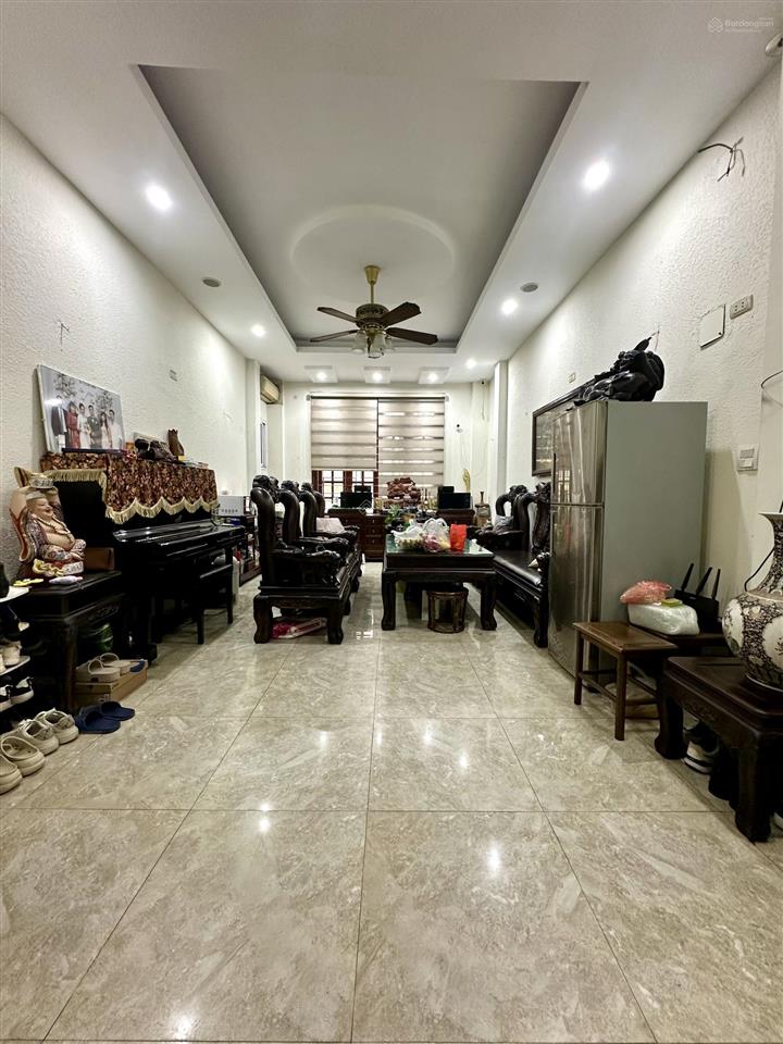 Hiếm, chính chủ bán nhà nghĩa tân, cầu giấy, mặt ngõ ô tô tránh, kinh doanh, 51m2, 4 tầng, 10 tỷ