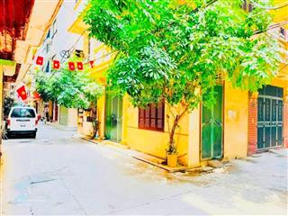 Bán nhà cầu giấy, lô góc, 3 mặt ngõ ô tô tránh, phân lô, qh ổn định, kd tốt, 40m, 5 tầng, chỉ 12 tỷ