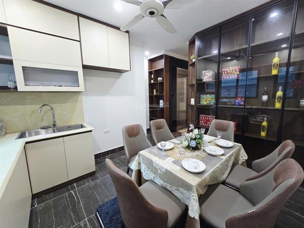 Cầu giấy 11 tỷ không mua nhà này thì mua nhà nào? 40m, 5 tầng, 5 ngủ, ô tô tránh, quy hoạch ổn định