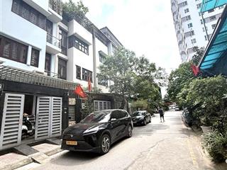 Cực sốc, giá rẻ bất ngờ. nhà mỹ đình, sổ 66m, 18.3 tỷ. ô tô đỗ cửa, vào nhà. hàng xóm vin hàm nghi