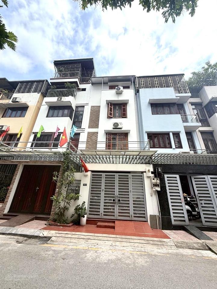 Cực sốc, giá rẻ bất ngờ. nhà mỹ đình, sổ 66m, 18.3 tỷ. ô tô đỗ cửa, vào nhà. hàng xóm vin hàm nghi