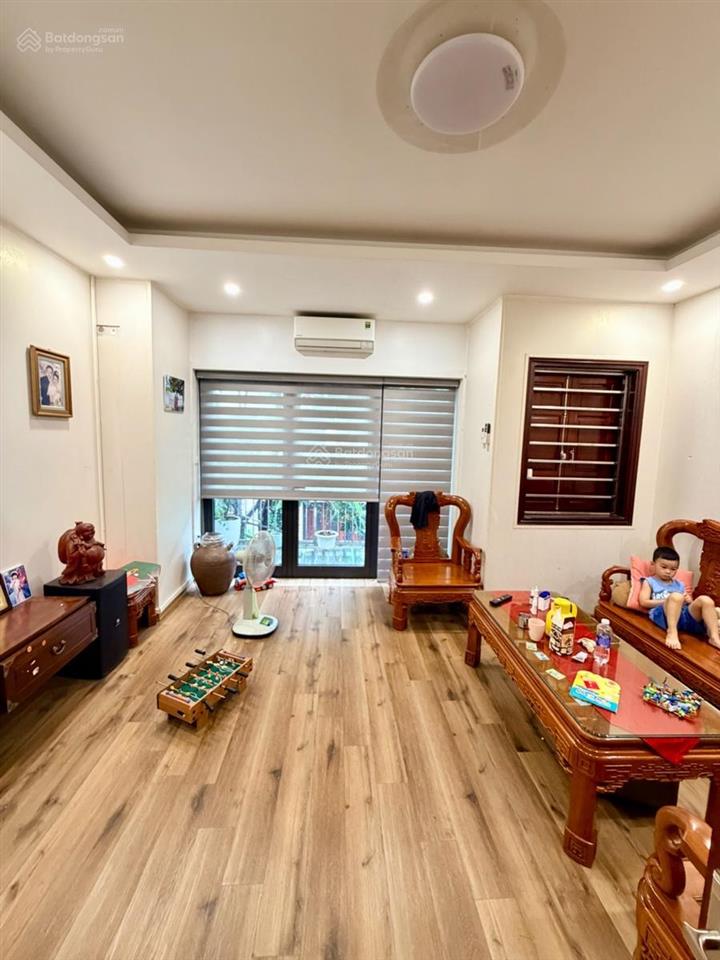 Cực hiếm! cực rẻ! chủ nhà ngộp bank, bán gấp nhà mễ trì 245 triệu/m, ô tô tránh, vỉa hè, kinh doanh