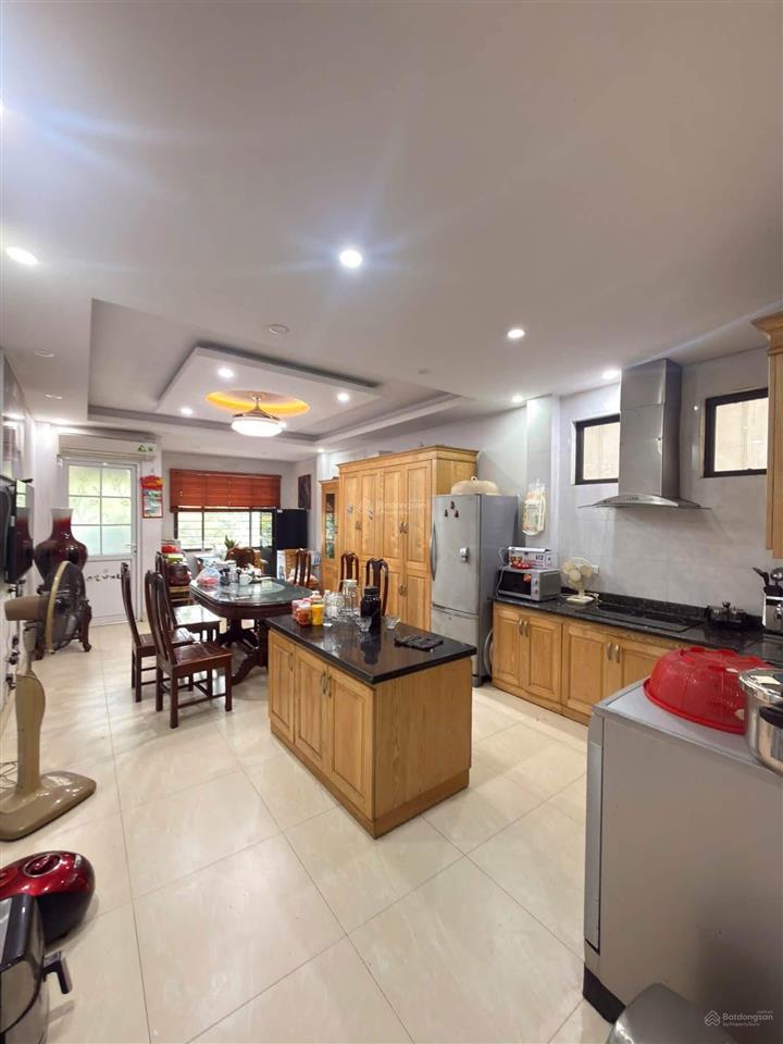Bán nhà mặt phố hoàng văn thái, khu phân lô vip thanh xuân 55m2, 6 tầng, thang máy, chỉ 18.6 tỷ