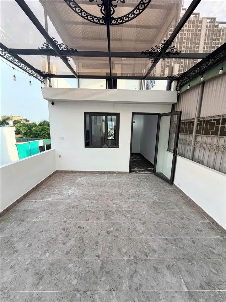 Bán nhà cầu giấy, chỉ 17.3 tỷ, nhà phân lô, ô tô tránh siêu vip, 7 tầng, thang máy, nhà đẹp, ở luôn