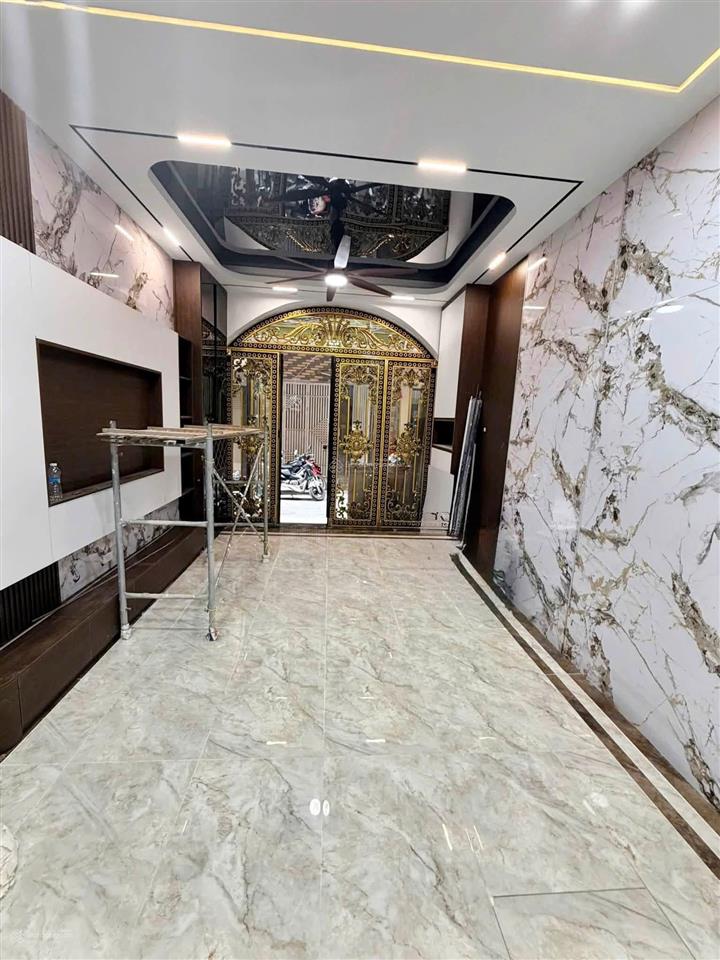 Bán nhà cầu giấy, chỉ 17.3 tỷ, nhà phân lô, ô tô tránh siêu vip, 7 tầng, thang máy, nhà đẹp, ở luôn