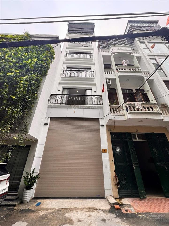 Giảm chào cực mạnh, chỉ 13,8 tỷ nhà dương quảng hàm, cầu giấy. 55m, 5 tầng, ô tô đỗ cửa, vào nhà.