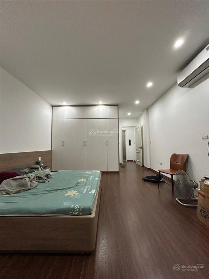 Giảm chào cực mạnh, chỉ 13,8 tỷ nhà dương quảng hàm, cầu giấy. 55m, 5 tầng, ô tô đỗ cửa, vào nhà.