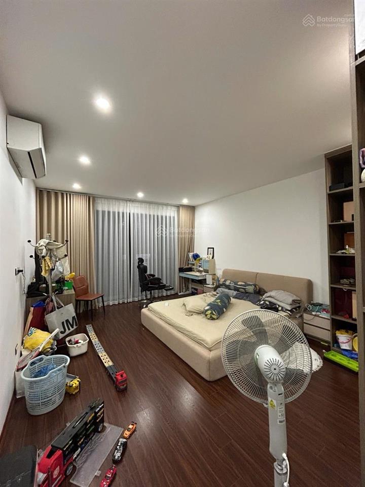 Giảm chào cực mạnh, chỉ 13,8 tỷ nhà dương quảng hàm, cầu giấy. 55m, 5 tầng, ô tô đỗ cửa, vào nhà.