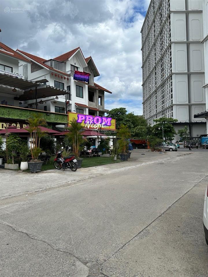 Cắt lỗ cực sâu! biệt thự mỹ đình, dt sổ 203m, chỉ còn 38 tỷ. đường rộng 17m, kinh doanh sầm uất.