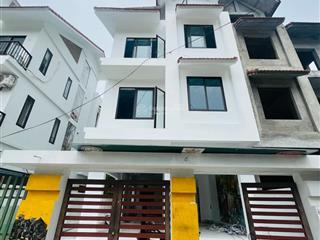 Cắt lỗ cực sâu! biệt thự mỹ đình, dt sổ 203m, chỉ còn 38 tỷ. đường rộng 17m, kinh doanh sầm uất.