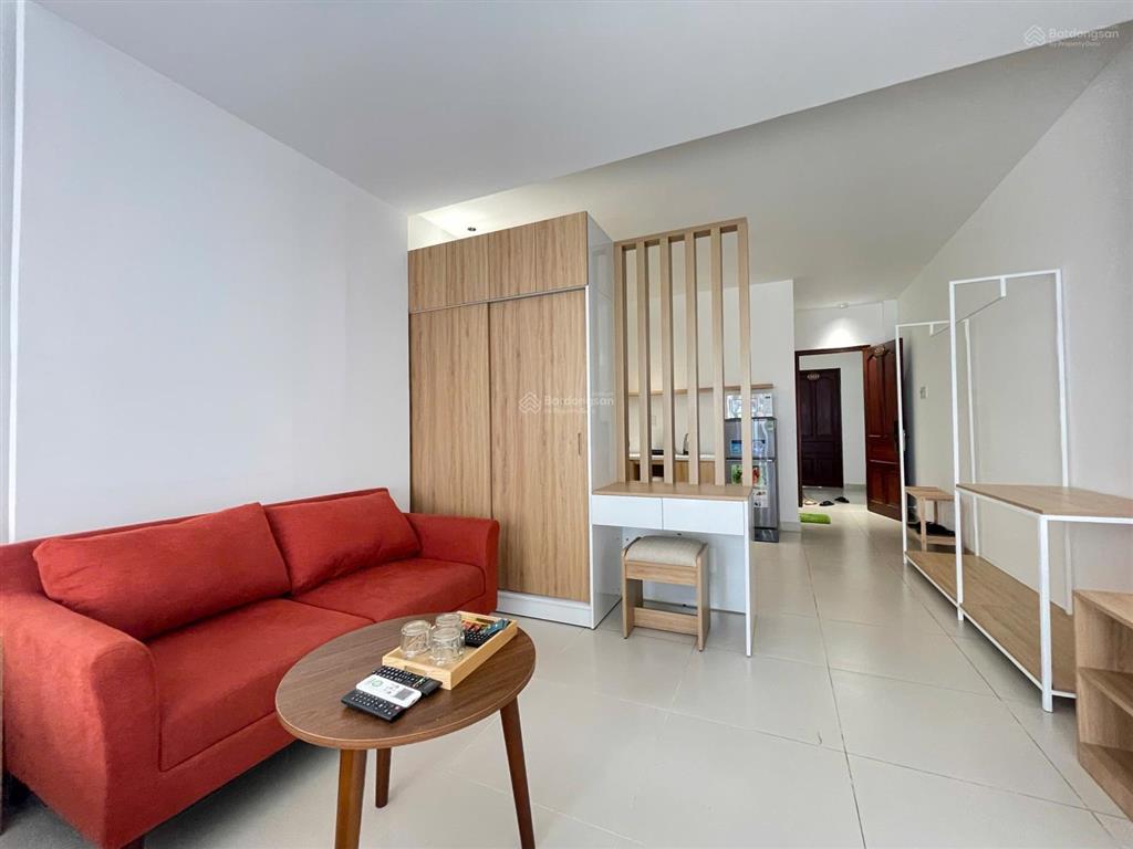 Cực phẩm  căn hộ studio diện tích rộng  ban công riêng ngay trung tâm thảo điền quận 2