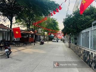 Bán nhà hxh ngang 5m phan văn hớn, q. 12 dt 103m2 giá nhỉnh 5 tỷ