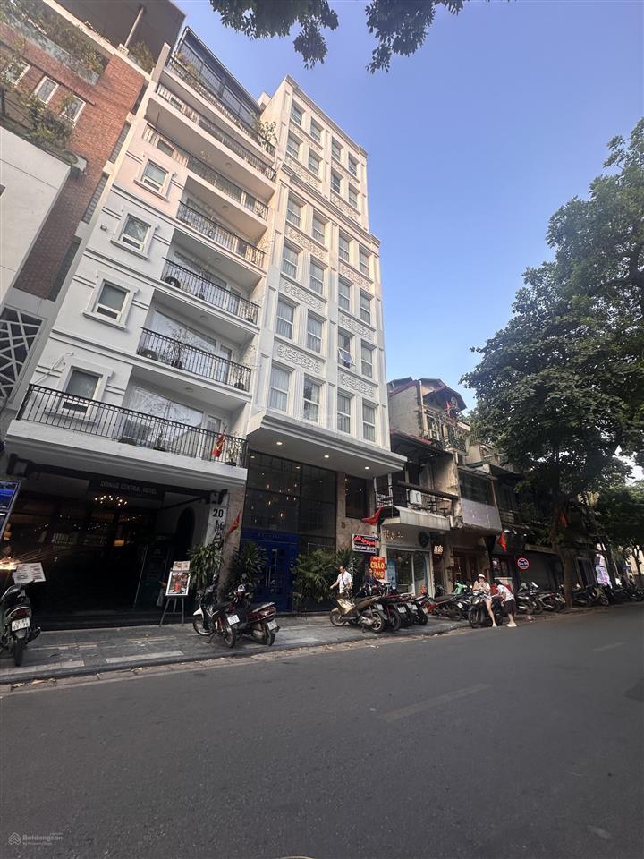 Bán nhà mặt phố lò sũ 400m2, mặt tiền 8,2m, hàng hiếm lõi phố cổ