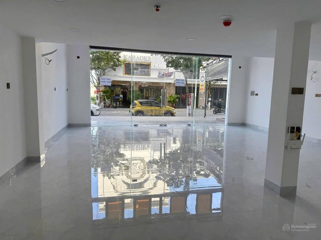 Bán shophouse cc xh1 phước long, mặt tiền 8m, tiện kinh doanh và ở kết hợp, hiện có dòng tiền luôn