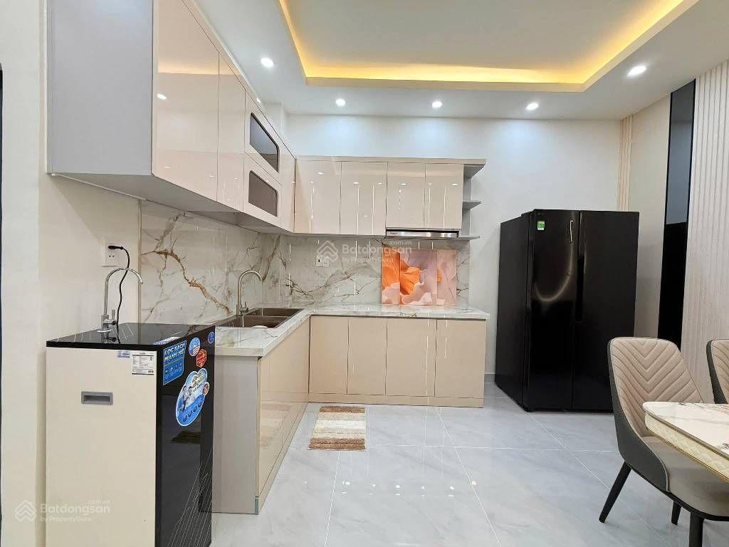 Bán nhà tqđ phú nhuận  46m2  4 tầng  5pn  dọn ở ngay tặng full nt  chỉ 8.6 tỷ