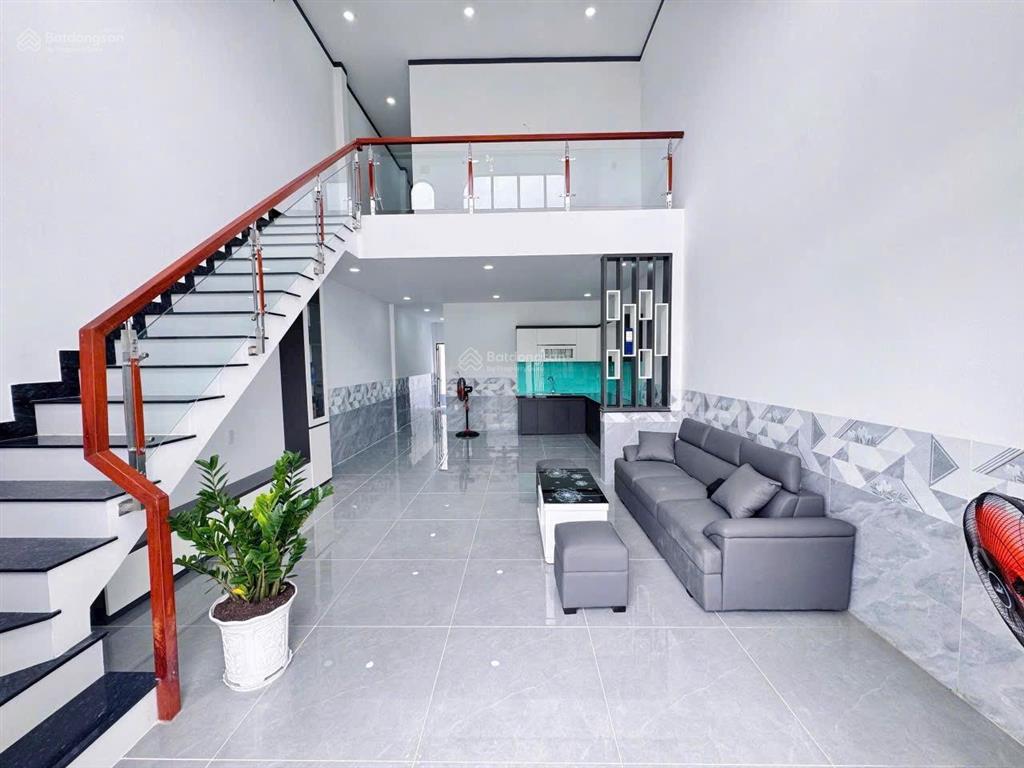 Nhà sẵn 3pn giá 1t190triệu  tân kiên, bình chánh