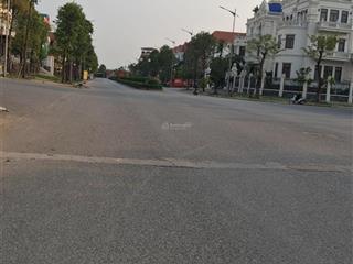 Gom hàng hà đông  lk phú lương 62,5m2  giá đầu tư
thông số 62,5m2 5 tầng. mặt tiền 5m