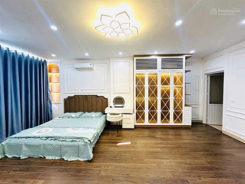 Lk văn phú, 7 tầng thang máy, vỉa hè rộng. giá hơn 19 tỷ