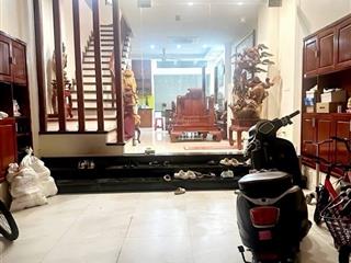 Chủ cần tiền bán gấp
hơn 18 tỷ có ngay căn lk văn phú. 6 tầng thang máy
giá tốt nhất khu vực