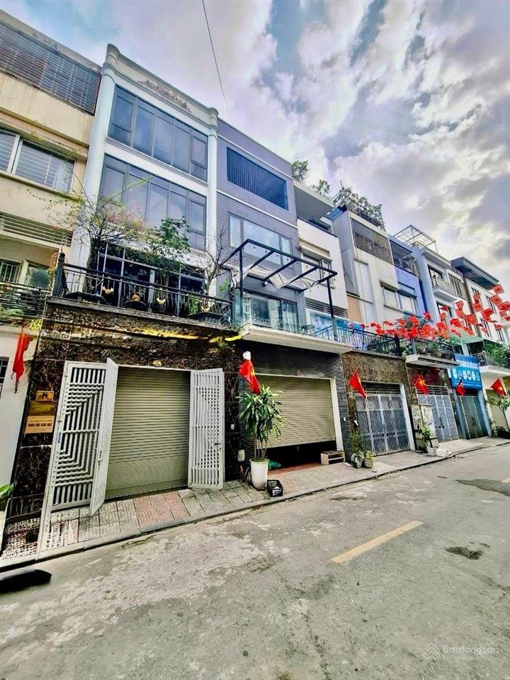 Bán nhà lk kđt mới phú lương , hà đông  dt 62m  5 tầng mt 5m giá chỉ 18 tỷ. nhà đẹp  vị trí đẹp