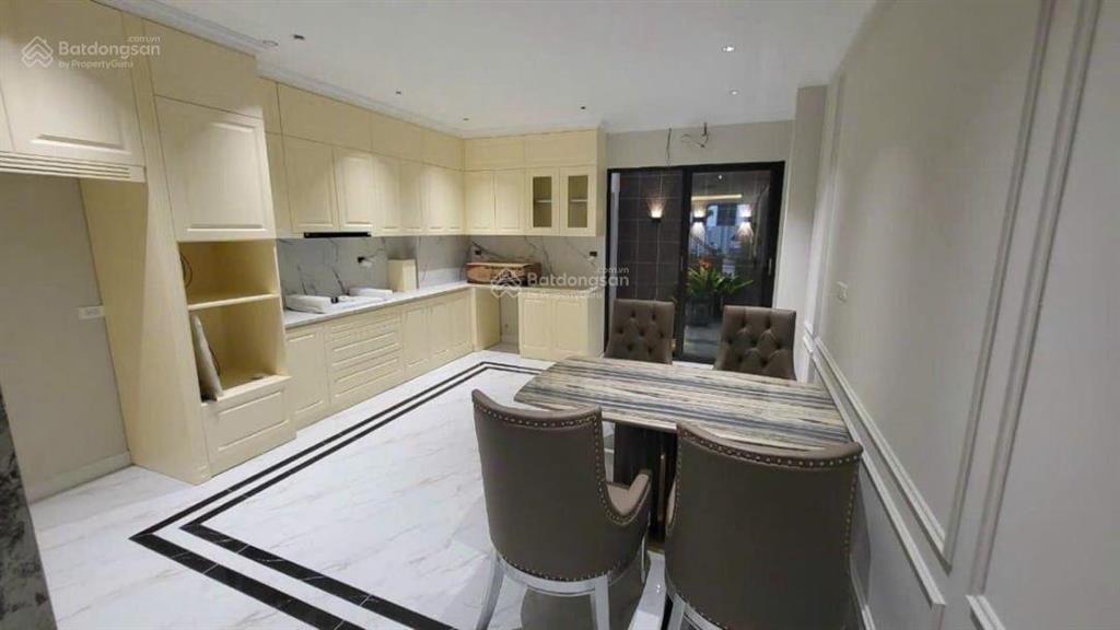 Bán lk văn phú  90m  5 tầng  thang máy  vị trí kinh doanh  giá hợp lí.  ngay 0944 944 ***