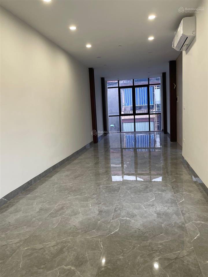 Chính chủ cần bán gấp nhà mặt phố chiến thắng
dt 57m  6 tầng  thang máy
giá  hơn 16 tỷ