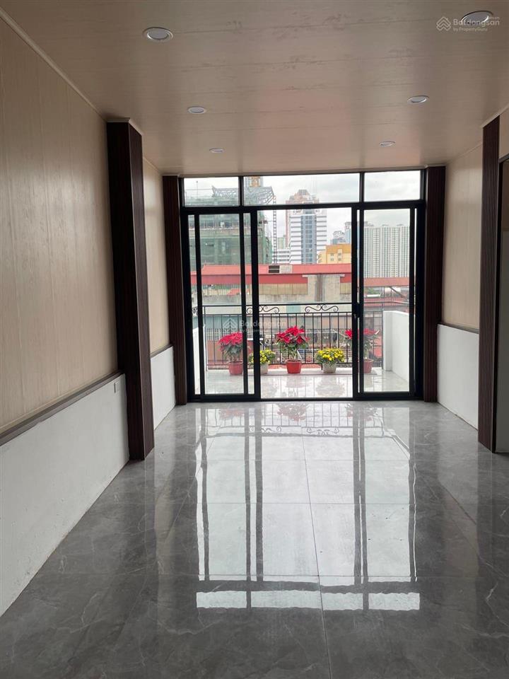 Chính chủ cần bán gấp nhà mặt phố chiến thắng
dt 57m  6 tầng  thang máy
giá  hơn 16 tỷ