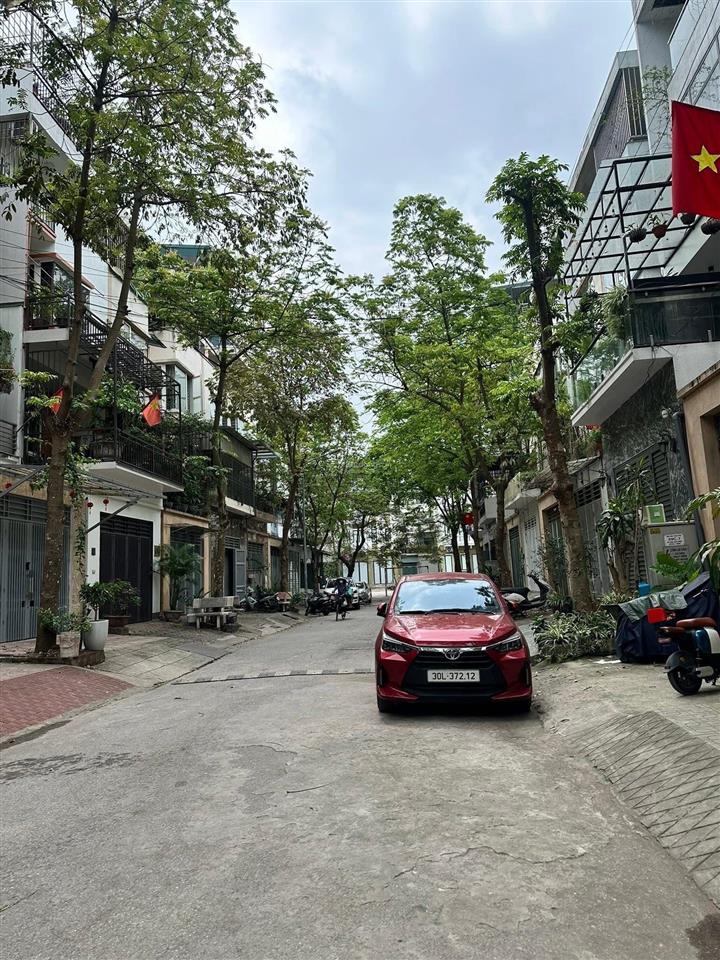 Lk kđt mới phú lương dt 63m2  5 tầng  mt 5m nhà đẹp không lỗi, giá 14 tỷ  0944 944 ***