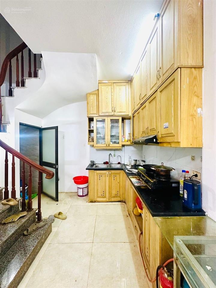 Bán nhà phố nguyễn khuyến  văn quán đường rộng oto đỗ gần, dân xây kiên cố, 5t3n, 30m2 giá 6.2 tỷ