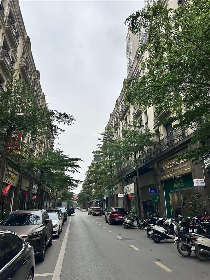 Bán liền kề kdt an hưng dương nội trục chính kinh doanh 5t thang máy giá tốt 83m2 hơn 26 tỷ