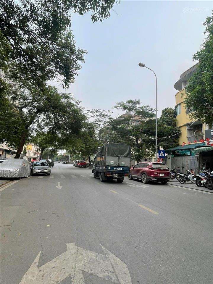 Bán đất kdv văn khê dọc bún trục kinh doanh vị trí đẹp giá đầu tư 50m2 nhỉnh 13 tỷ