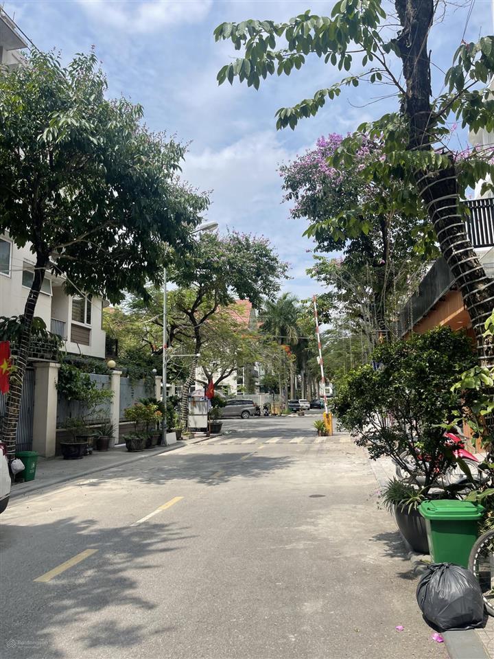 Bán liền kề kdg mậu lương vị trí đẹp, kinh doanh tốt, giá rẻ bất ngờ 50m2 chỉ hơn 14 tỷ