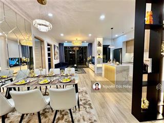 Tôi bán chung cư booyoung 107m2, 3 phòng ngủ, 2 vs, tầng trung, view thoáng chỉ 7.x tỷ