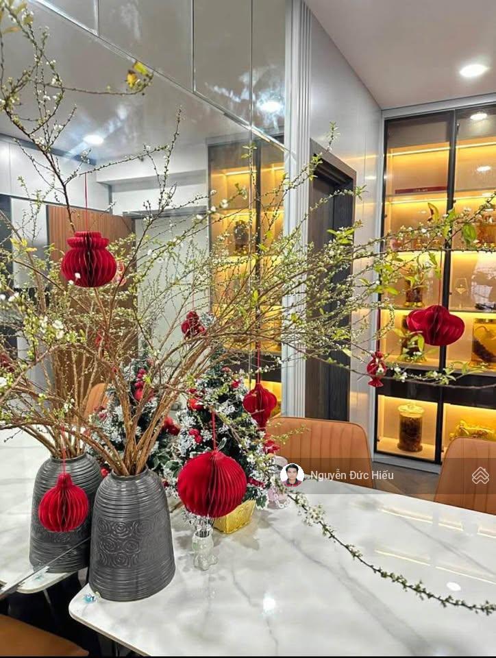 Tôi bán chung cư booyoung 107m2, 3 phòng ngủ, 2 vs, tầng trung, view thoáng chỉ 7.x tỷ