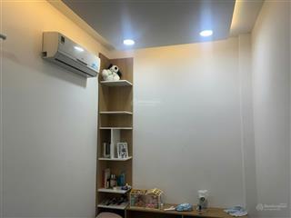 Bán cc 3 phòng ngủ lô to tầng 2, 107m2