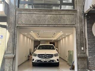 Phân lô hoàng quốc việt gara ô tô vào nhà  xây mới 7 tầng thang máy lung linh.