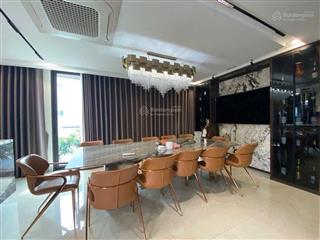 Nguyễn khánh toàn ô tô tránh vào nhà, cách phố 20m, 5 tầng thang máy.